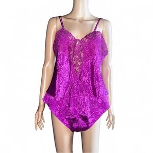 Victoria's Secret Gold Label Lace Chemise & Shorts